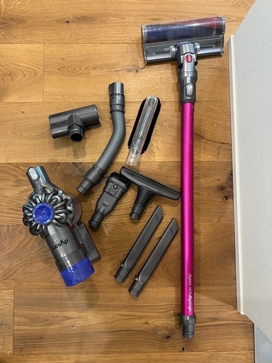 【引渡し者決定】大幅値下げ！ダイソンV6 掃除機/付属品\u0026別売りスタンド付き