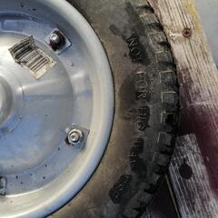 ノーパンク一輪車タイヤの画像