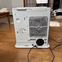 灯油ストーブの画像