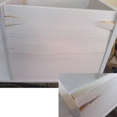 ⑭-1　未使用/新品　【訳あり】　 絵本棚 おもちゃ箱1個付き 4段 　木製　ラックの画像