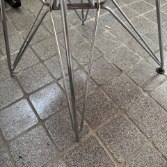 椅子2脚の画像