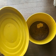 金属のバケツ
の画像