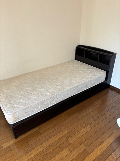 【美品】シングルベッド
