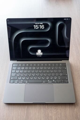 【超美品】MacBook Pro M3 Pro 14インチ 18GB 512GB スペースブラック MRX33J/A