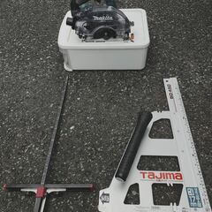 DIY電動工具！マキタ(makita) 充電式 丸ノコKS511...