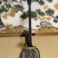 沖縄三線！新品！貴重！知念大工型！本蛇皮、本張り (一枚張り)㉓