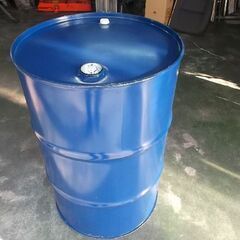 空ドラム缶200Lです大小フタ付で今さっき本日入荷なので美品.室...