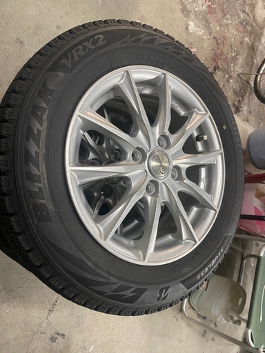 決まりました！ブリヂストンスタッドレスVRX2  175/65/14