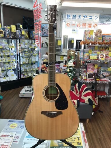 ヤマハ　アコースティックギター　FG820