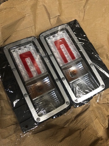 日野　ヒノ　トラック　LEDテール