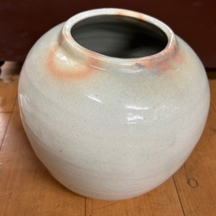 萩焼き独特の灰釉、花器