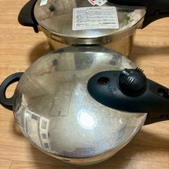 圧力鍋2個あげます