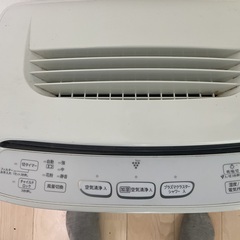 空気清浄機　KC-A70-Wの画像