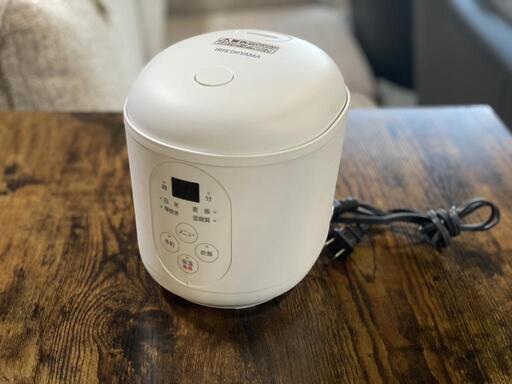 ☆アイリスオーヤマ☆炊飯器☆1.5合炊き☆2021年☆