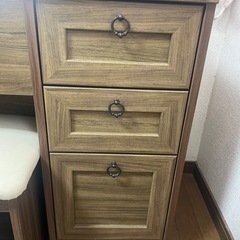 鏡台ドレッサーと椅子のセット　木目調ウッドの画像
