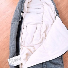 ストッケ フットマフ グレーの画像