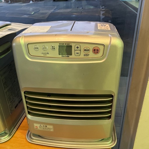 【石油ファンヒーター】冬　季節家電　暖房