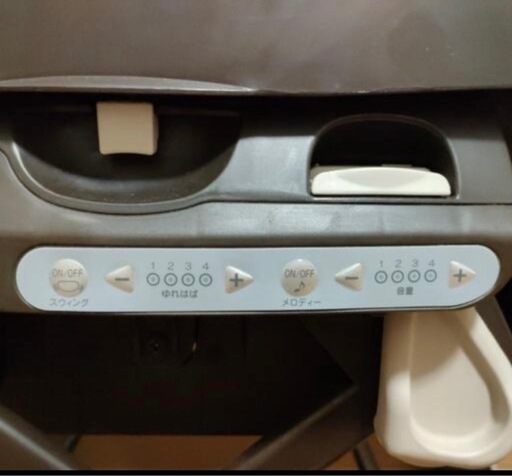 受け渡し予定決定！【電動】コンビ ネムリラ オートスイングラック