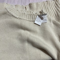 新品タグ付き　GRL ダメージニット　フリーサイズ　F 新品の画像