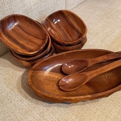 【再出品】★自然派★天然木★オシャレなサラダ皿セット ★