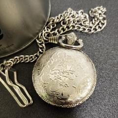 ワンピース　懐中時計　の画像