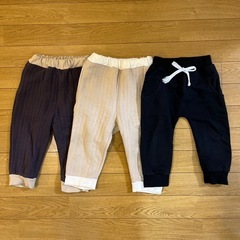 【引取先決定済】90サイズボトムスパンツ３点セットの画像