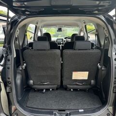 ☆ご成約☆　中古車販売 カーメル小田原店　平成27年　トヨタ シエンタHV ☆　102000kmの画像
