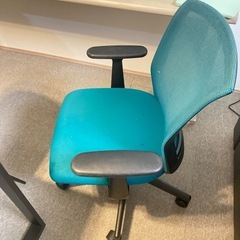 オカムラ デスクチェア