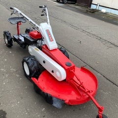 乗用草刈機オートモアーAM80バックギア付きの画像