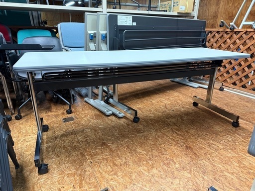 スタッキングテーブル　折りたたみ プラス　幅180 奥60 高さ70cm
