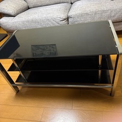 ガラス製センターテーブルの画像
