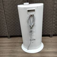 TOYOTOMI トヨトミ 電気ストーブ 遠赤外線ヒーター 暖房器具 日本製 ツイン赤外線 ワイド反射  EH-Q1001 暖房 器具の画像