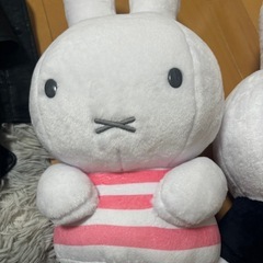 ミッフィー ぬいぐるみの画像