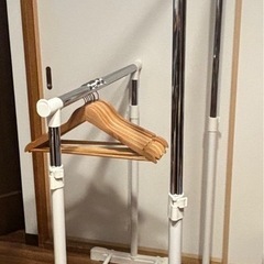 【値下】直接受渡限定！　美品　高さ調整可能　ハンガーラック　2台セット
