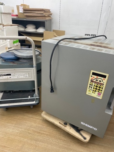 陶芸電気窯（家庭電源）と電動ろくろと陶芸雑貨