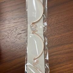 【配送・直接引渡OK】管理番号：L-46 　未使用品　ラグジュアリーな5点セット！専用BOXあり　腕時計・ピアス・ネックレス・リング・ブレスレット　レディースの画像