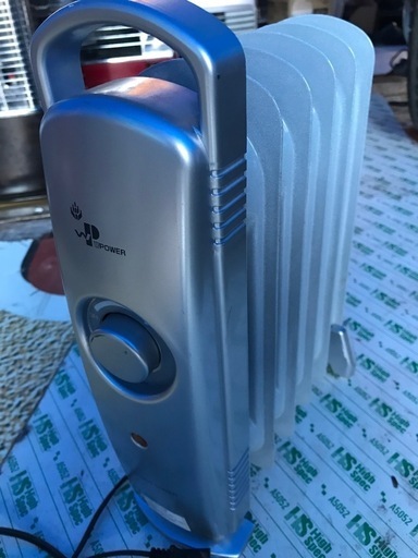 値下げました　　ミニオイルヒーター