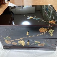 会津塗 溜塗 ぶどう蒔絵 二段引き出し 葡萄