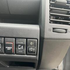 マツダプレマシー 2010 ２０ＣＳ　スマートエディション　ＴＶナビ　ＥＴＣ　ＨＩＤ　ＦＯＧ　バックカメラ　アルミ付き　両側自動ドア　キーレス　７人乗りの画像