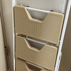 脚立　ベージュ　三段