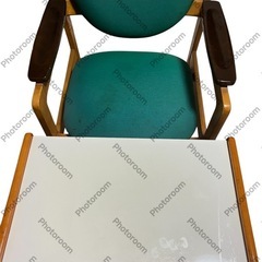 緑と白　デスク　チェアセットの画像