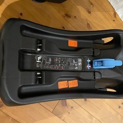 【取引中】新生児用チャイルドシート【持ち運びok】の画像
