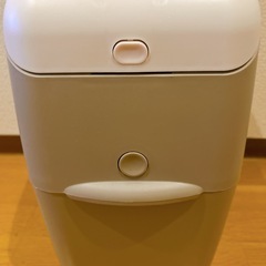 オムツ用ゴミ箱　ニオイポイの画像