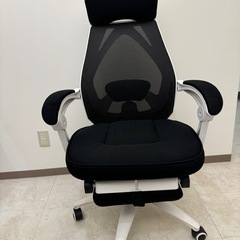 【取引成立】リクライニング・フットレスト付きオフィスチェア③の画像