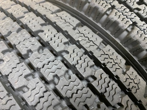 軽トラ軽バン用スタッドレスタイヤ4本145/80 R12・6PR