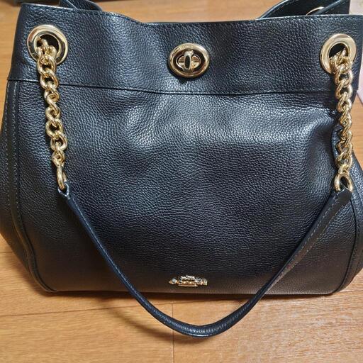 COACH レザーショルダーバッグ