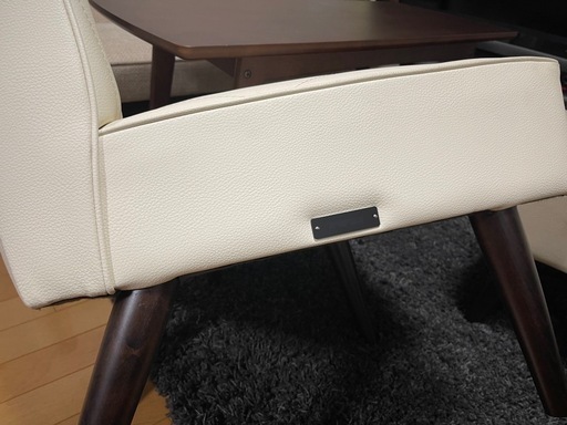 カリモク　チェア