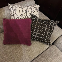 購入決まりました。最終値下げ★★【高級お洒落】リビング家具ソファ、クッションの画像