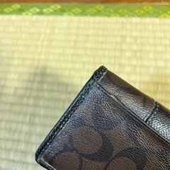 coach 二つ折り財布の画像