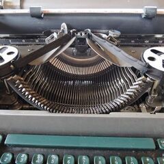 アメリカ　レミントンランド社(Remington Rand, 1927-1955)　アンティークタイプライターの画像